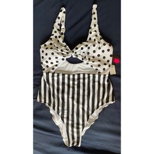 (NWT) stripe/polka dot one piece swim suit